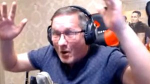 Пираний выбивает золотой sentry 12