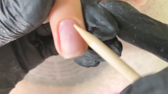 Аппаратный маникюр и покрытие под кутикулу/ подробное видио как правильно выполнять срез кутикулы смотреть онлайн