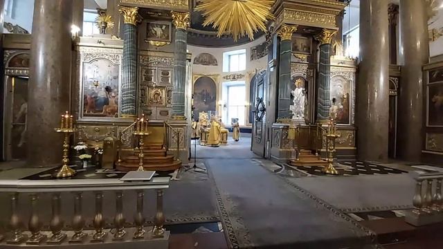 Божественная литургия в Казанском кафедральном соборе в Неделю 7-ю по Пятидесятнице смотреть онлайн