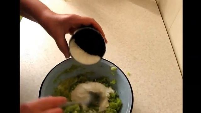 Пышные сладкие оладьи из кабачков