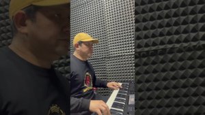 Как играть "БЕЛЫЕ РОЗЫ". Легкие аккорды и разбор. Самый простой вариант!