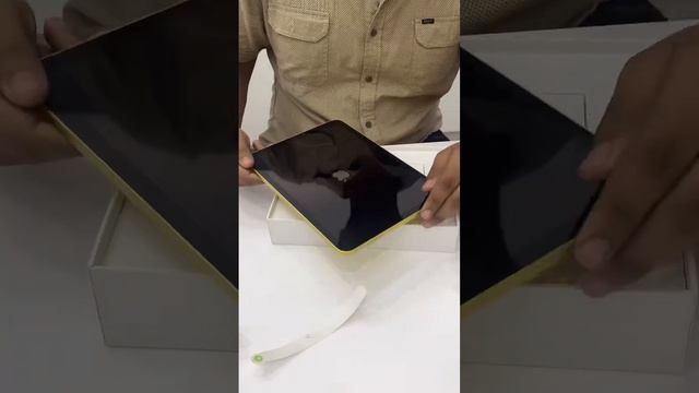 iPad 10th Gen Yellow Colour Unboxing Powerful A14 Chip, Stunning Liquid Retina Display