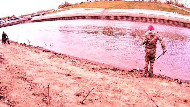 Рыбалка на фидер! Прикормка-Дунаев с ванилином. Лещ и язь!!.5 10 18 тура смотреть онлайн