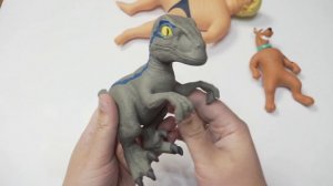 Скуби Ду ПРОТИВ Раптор Блю Стретч! Новинки от Stretch Armstrong