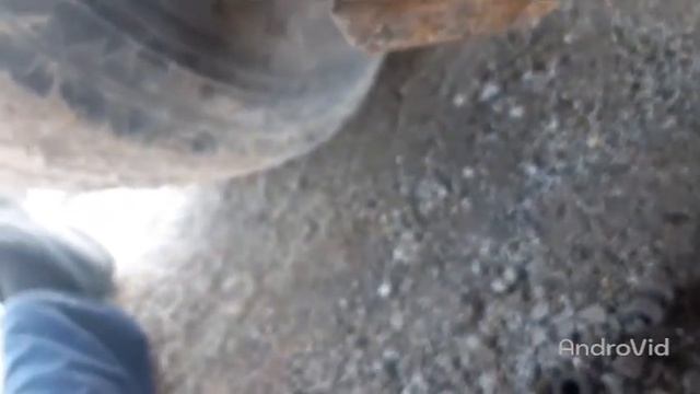 Замена личинки замка на двери. Замена воздушной подушки на прицепе. немного покатался на камазе.