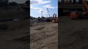последний пролёт нового моста//наши котики//