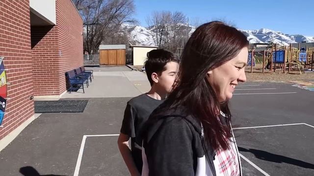 Playground Wars FOUR SQUARE TEMPTATiONS / That YouTub3 Family смотреть онлайн