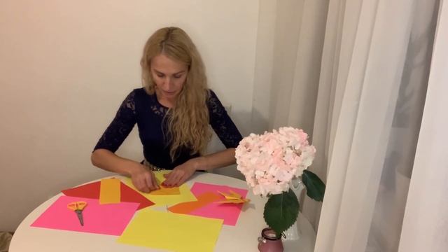 Ирина Михайлова Развивашки Делаем Кленовый лист в технике оригами 6+ смотреть онлайн