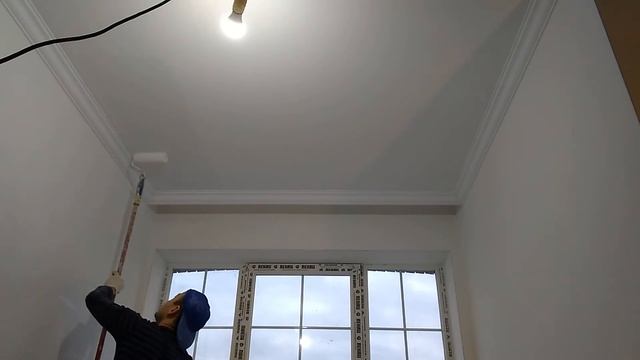 Как покрасить валиком потолок!? смотреть онлайн