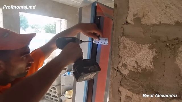 Установка пластиковых окон Rehau с пластиковыми шпросами
