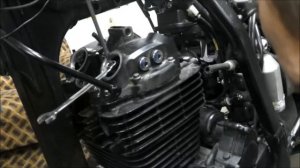 Регулировка клапанов Honda XR400
