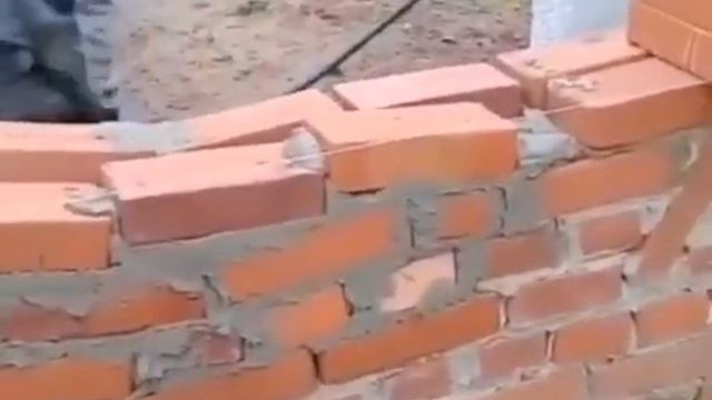 Пьяные строители кладут кирпич!!! смотреть онлайн