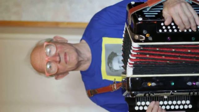 Дедуля в 86 лет учит жизни смотреть онлайн