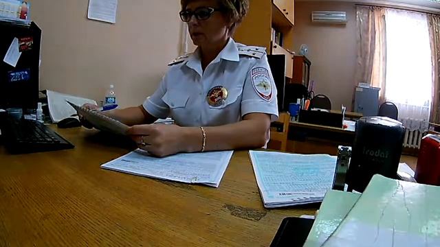 вырываясь из оцепления попал на штраф смотреть онлайн