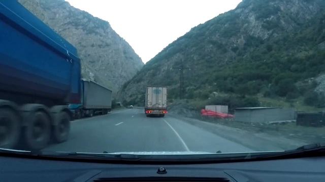 Путешесвтие в Грузию. Часть 1. Старт, Казбеги, Параглайдинг