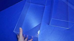 Защитные колпаки из оргстекла.