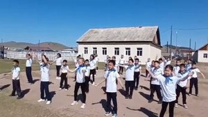 Флешмоб "Орлята России".МБОУ " Усть-Оротская СОШ".