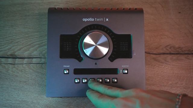 Universal Audio Apollo Twin или RME Babyface Pro? Что выбрать? Какая звуковая карта лучше? Сравнени смотреть онлайн
