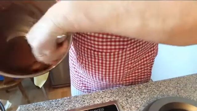 шоколадный бисквит смотреть онлайн