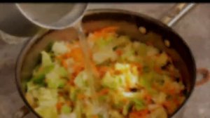 Тушёная капуста с яйцами