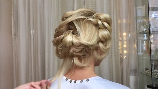 Воздушные локоны. Свадебная прическа | Анна Комарова