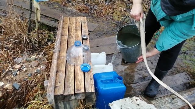 Вода Татьяна, земля Ульяна, ключ Иоан, дай мне воды от всякой беды!! смотреть онлайн