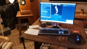 Широкополосная акустическая система на основе динамиков AKISUI