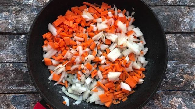 Плов из бурого риса с курицей