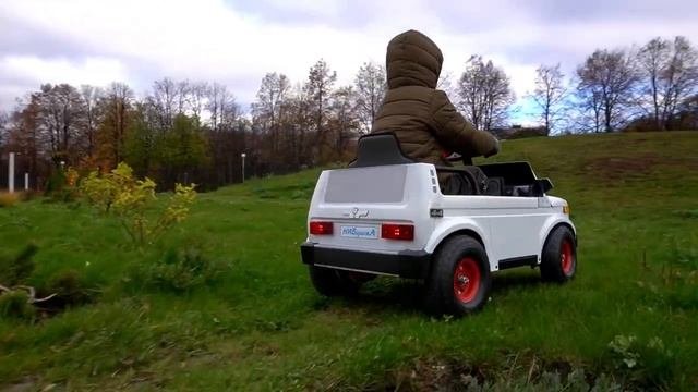 ДЕТСКИЙ ЭЛЕКТРОМОБИЛЬ _НИВушкА_