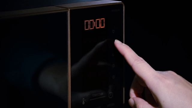 Microwave Oven Electrolux 5 in 1 dengan Aircook смотреть онлайн