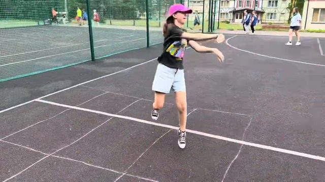 Спорт, игры, теннис, фрисби смотреть онлайн