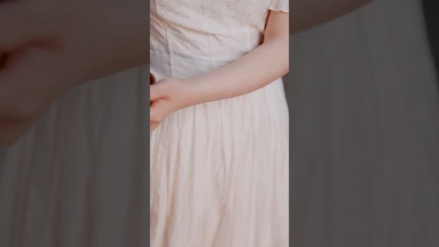 乞丐被心機女羞辱灰姑娘出手相助，不料他竟是集團富少，心機女嚇的臉都綠了【咪咔巴卡】 смотреть онлайн