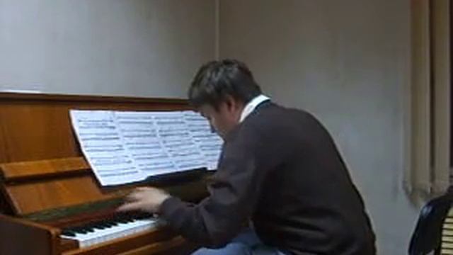 С. Рахманинов - Прелюдия N1 фа-диез минор (op. 23).AVI смотреть онлайн