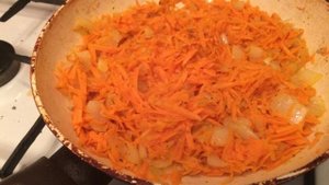 Рыбный суп из красной рыбы