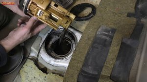 Замена топливного фильтра и насоса Тойота Виста Ардео