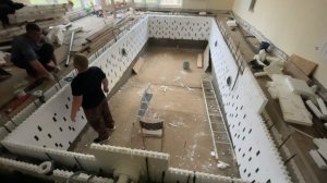 Строительство переливного бассейна из несъемной опалубки Часть 1