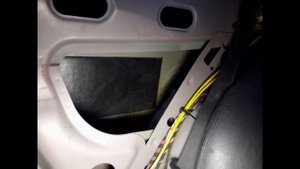 Как поставить автозвук  за 1000$ на старый мереседес