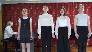 "Тепло Родины", музыка А. Кудряшова, стихи З. Баевой.