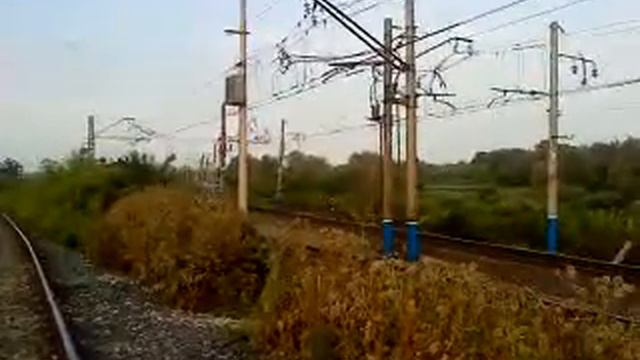 Тепловоз 2ТЭ10УТ-0080А с пригородным поездом №6745 Бузулук — Самара смотреть онлайн