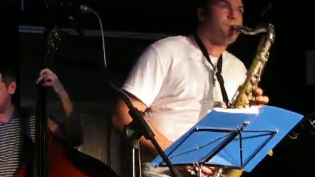 Anna Buturlina & Vladimir Nesterenko TRIO. Анна Бутурлина- Джаз Арт Клуб 2 смотреть онлайн