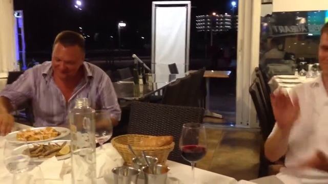 Типа шлепают смотреть онлайн