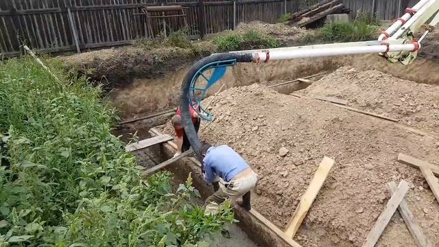 Компактный бетононасос Красноярск. Сухая балка. 2090777 смотреть онлайн