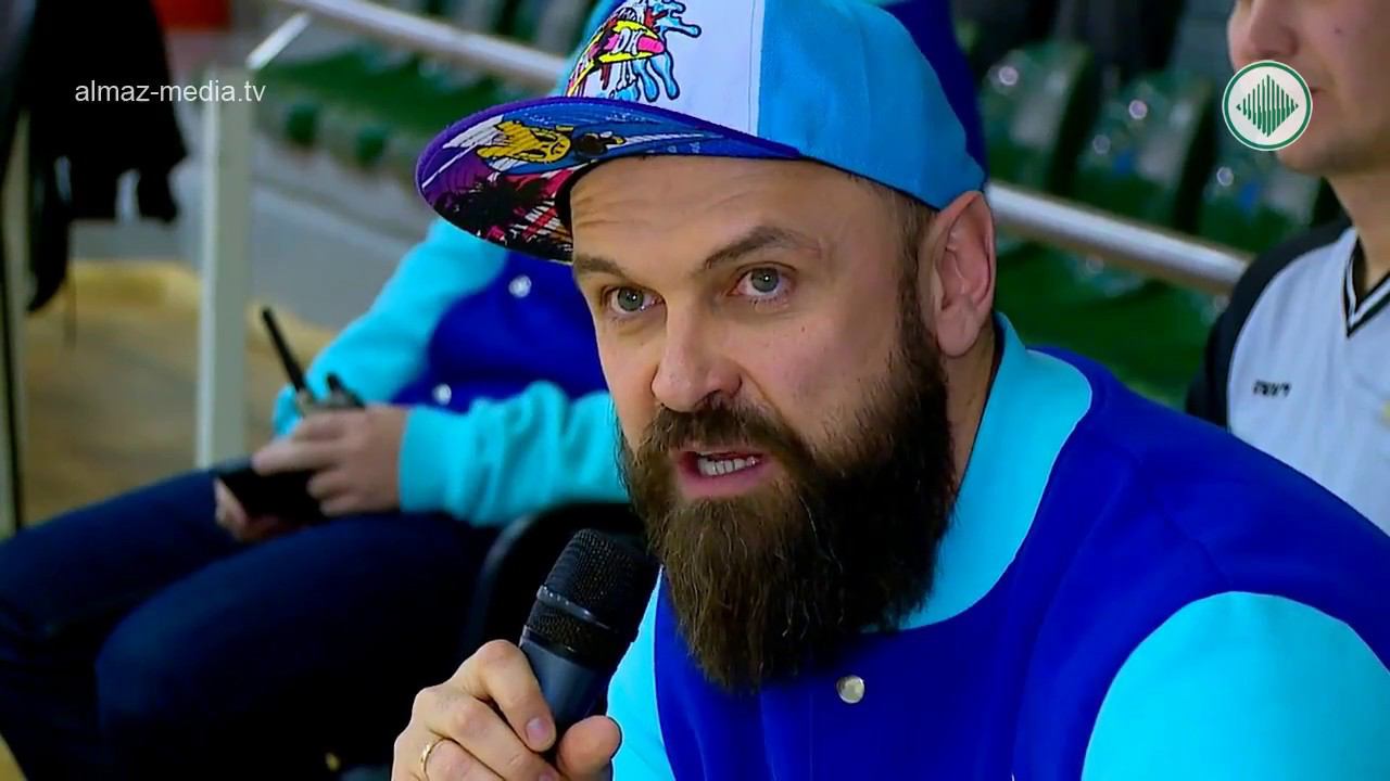 Ведущий спортивной. Дудник ведущий. Дудник Алексей Владимирович.