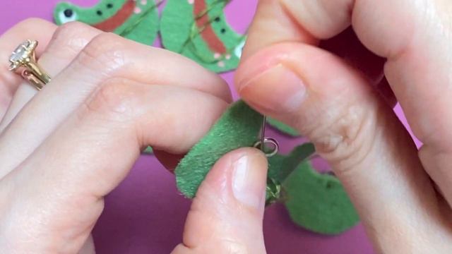 🐸 ☕️ how i make my frog earrings | diy felt frog earrings🌻 🍄 смотреть онлайн