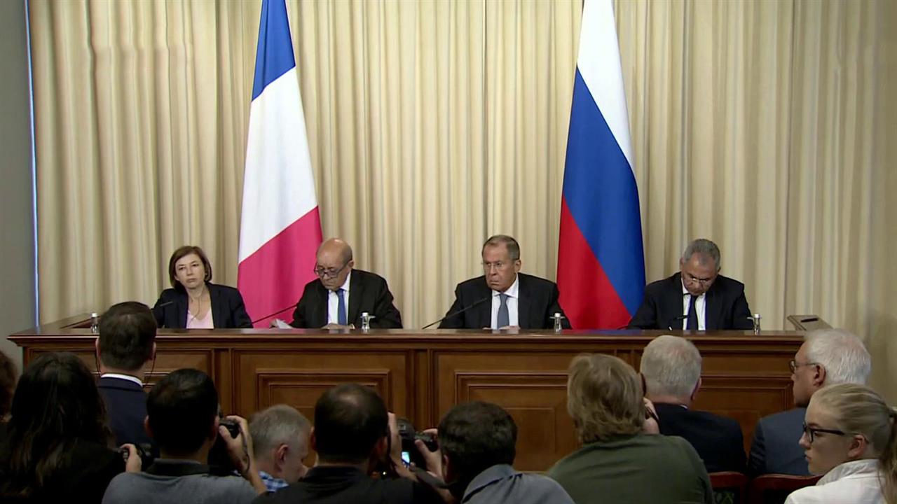 МИД: Россия надеется, что после обмена с Украиной будут отменены агрессивные решения Петра Порошенко