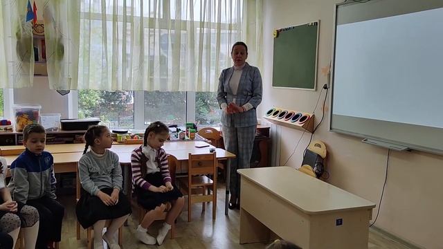 Занятие по речевому развитию для детей с ТНР "Мой город". Учитель - логопед Алексеева Е.Е. смотреть онлайн