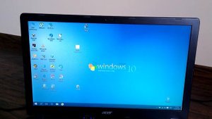 Помогите, черный экран при перезагрузке! ( ноутбук acer )