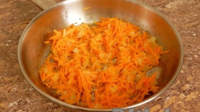 Стручковая фасоль, тушеная с овощами