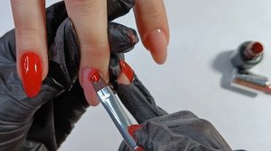 3 способа нанести гель-лак под кутикулу.