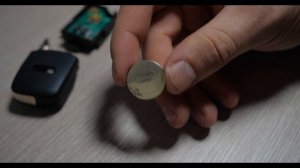 AUDI A4 B6 КАК ЗАМЕНИТЬ БАТАРЕЙКУ в КЛЮЧЕ  ? REPLACING THE BATTERY IN THE KEY AUDI A4 B6